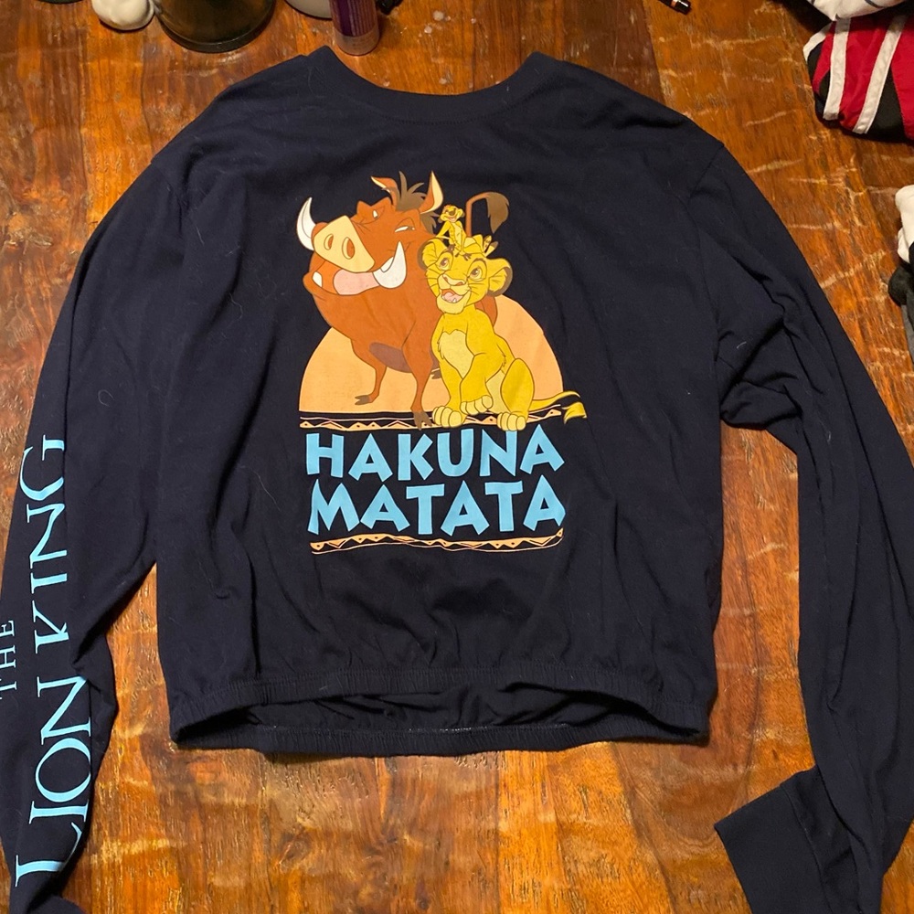 The lion kind crop top